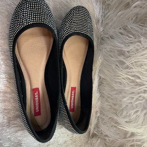 Twinkle flats from Unionbay 8